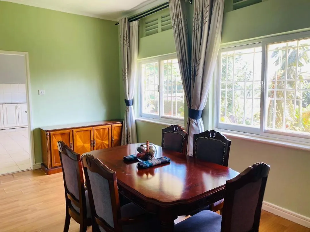 Apartament Plot 9 Coral Crescent/Yuri Gagarin Kampala